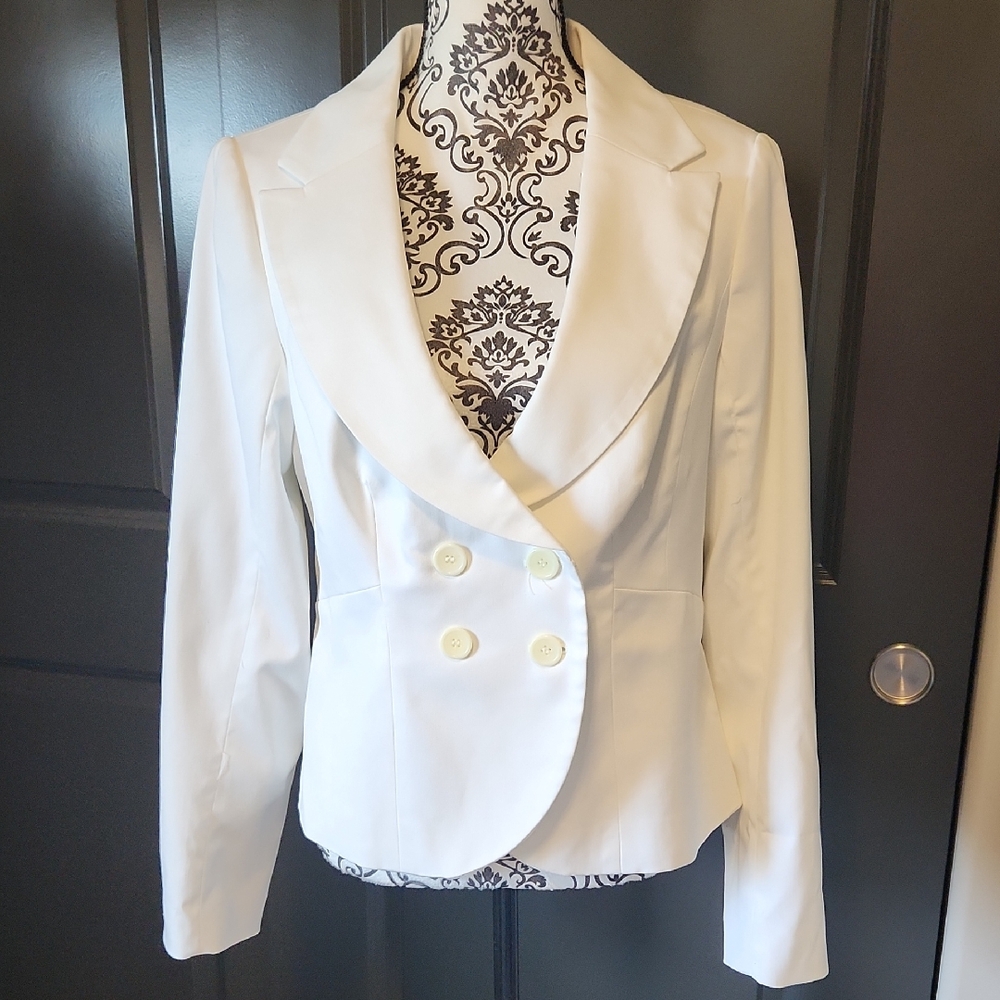 NWOT - The Limited White Women's Blazer